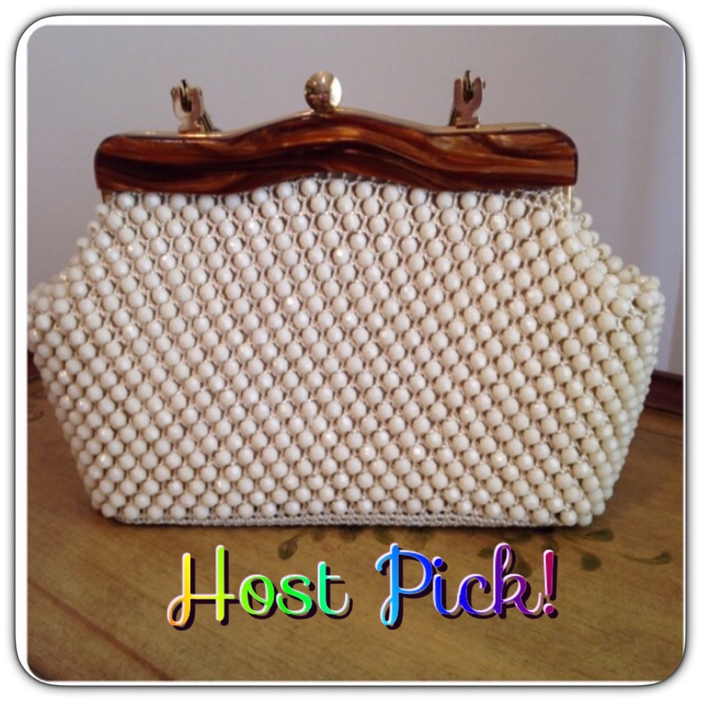 Elegant Cream Beaded Clutch